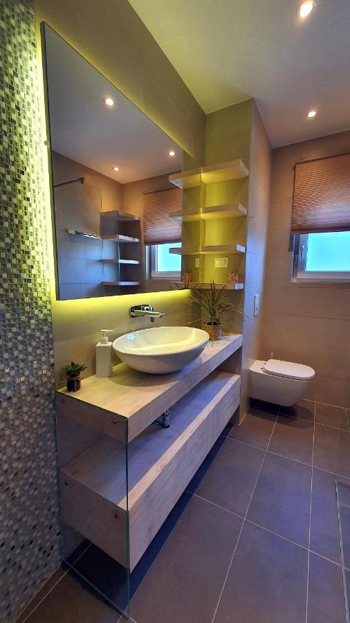 Beautiful View Apartment With Garage Space Mali Lošinj Εξωτερικό φωτογραφία